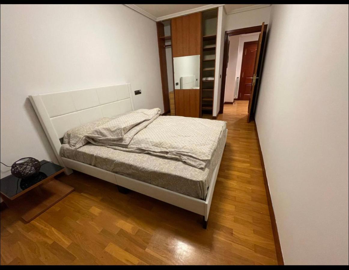 Bonito Piso Con Aparcamiento A Pie De La Calle . นาเฮรา ภายนอก รูปภาพ